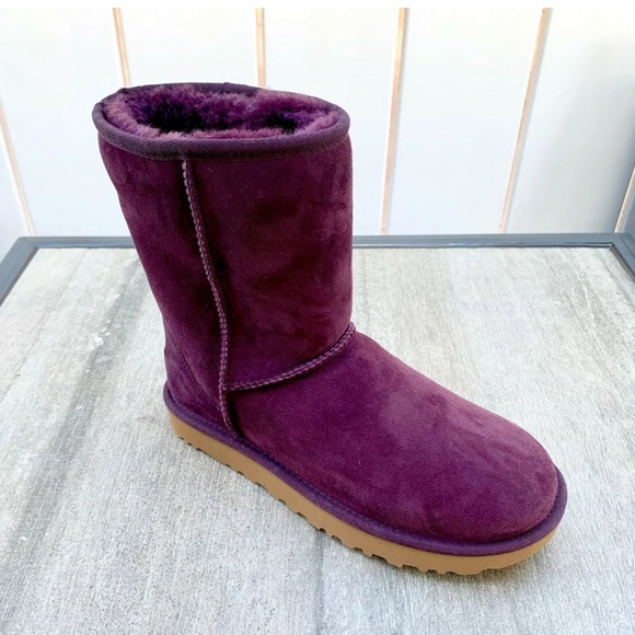 NWT UGG Purple Genuine Shearling Lined Boots - Picture 4 of 7